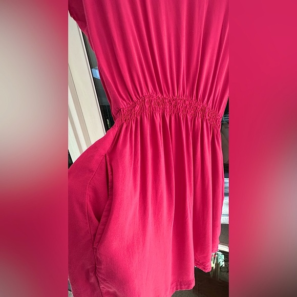 Pink Mossimo dress with pockets and elastic waist. - Picture 3 of 3